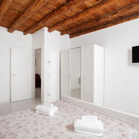 Parisi Fiera Luxury Golosine 1 *